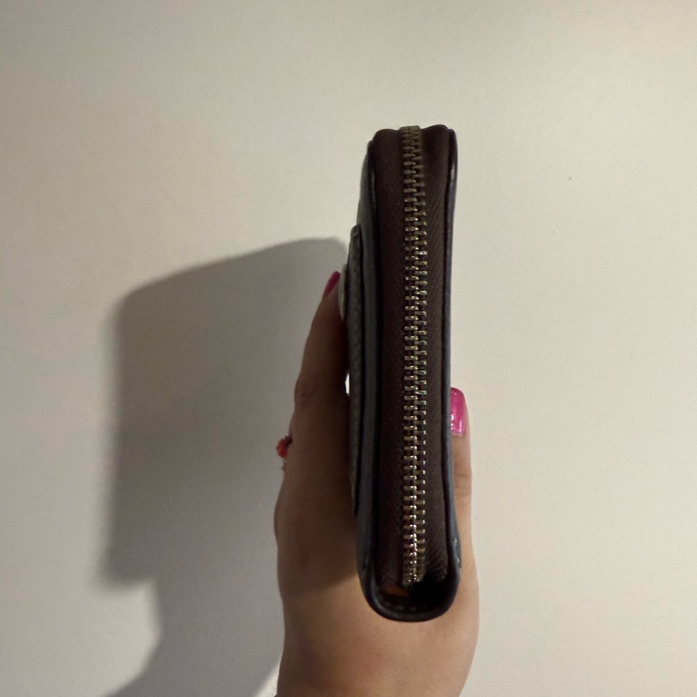 Coach Chelsea Dark Brown Leather Zip Wallet - Picture 5 of 8